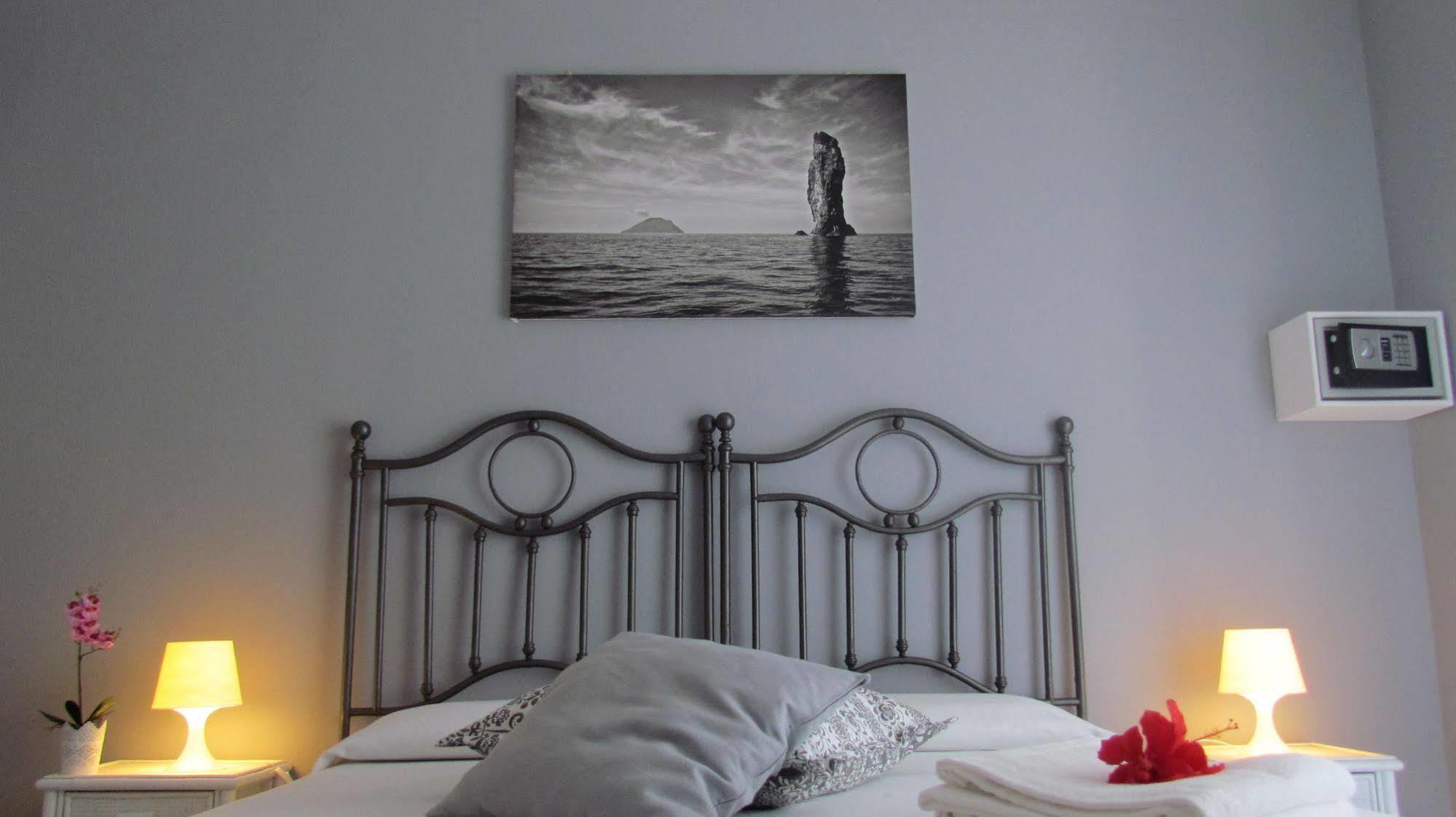 B&B Il Cappero Lipari  Extérieur photo