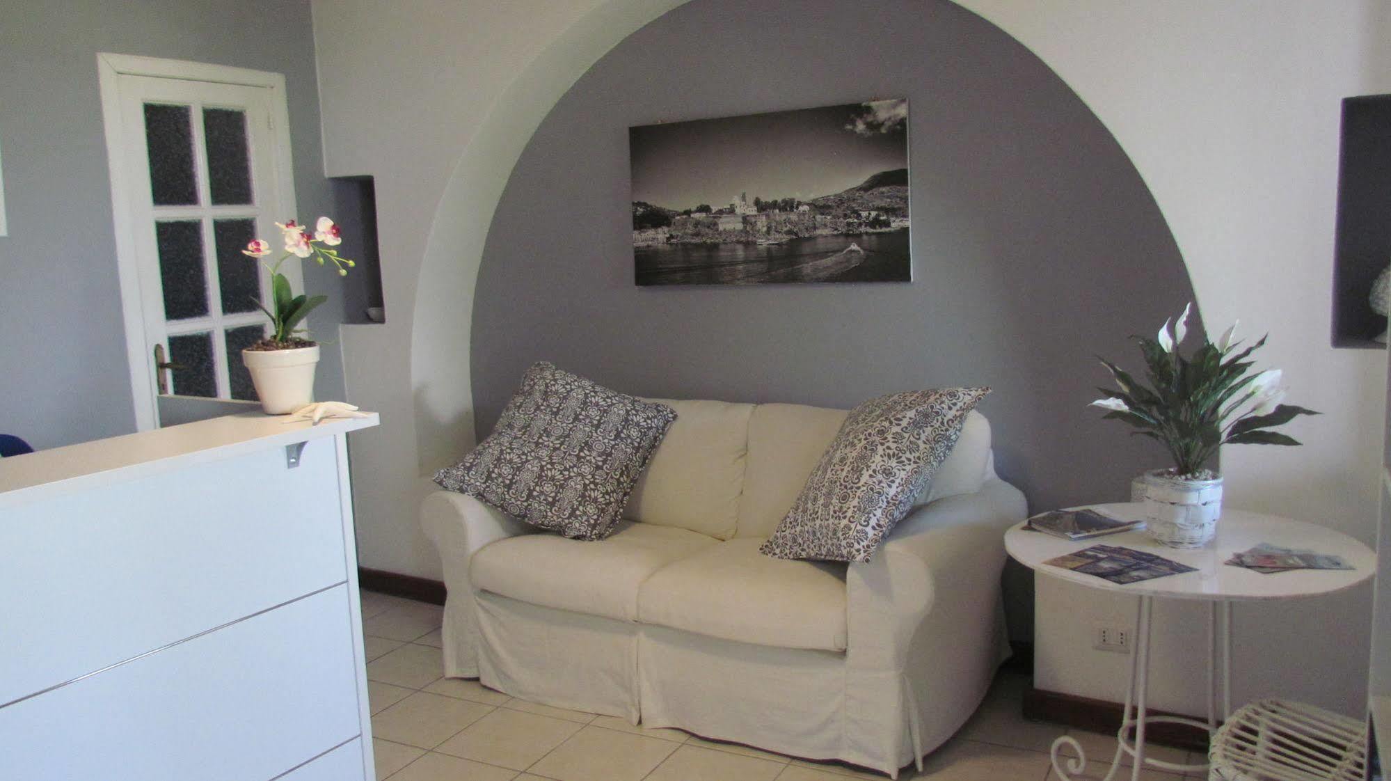 B&B Il Cappero Lipari  Extérieur photo